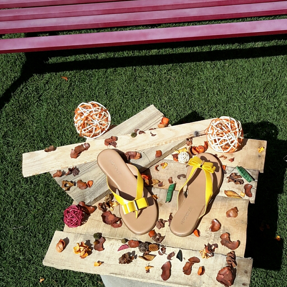 Aerosols yellow sandals